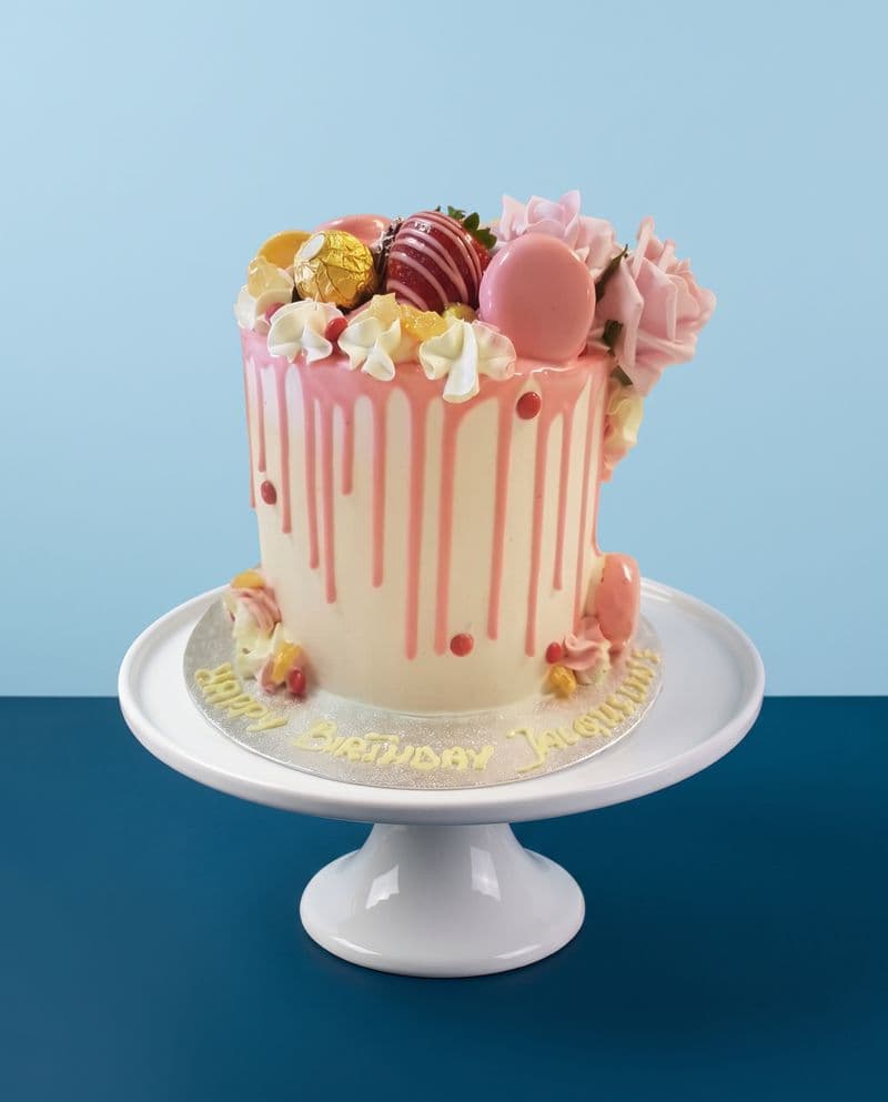 Strawberry Vanilla Mix Cake