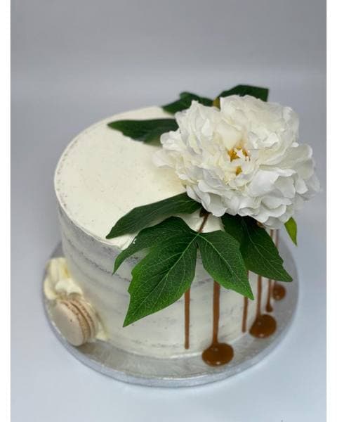 Naked Cakes