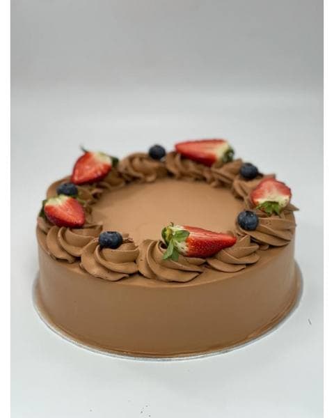 Belgian Chocolate Rosette Round Cake