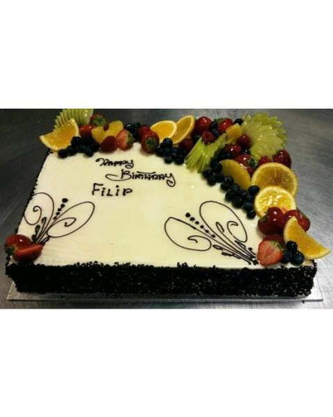Fruit Edge Square Cake